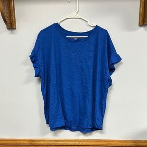 Crown & Ivy Relaxed Blue Flutter Sleeve Tee